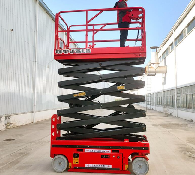 灵宝自行走移动式升降机